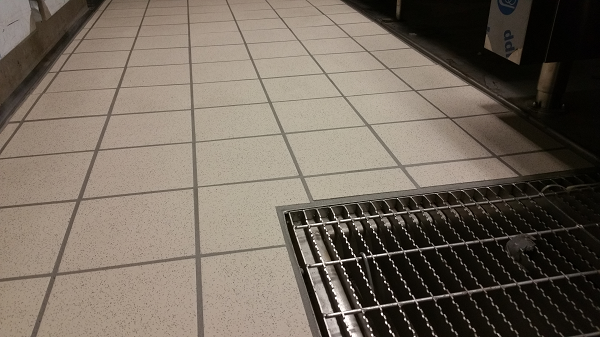 Epoxy tiling Epoksi laatoitus 02